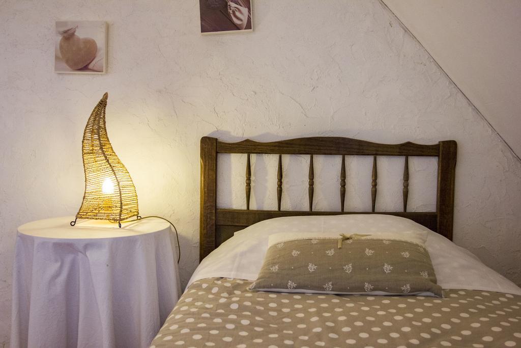 Vellèches マノワール デュ ラ ブルーヌリ Bed & Breakfast エクステリア 写真